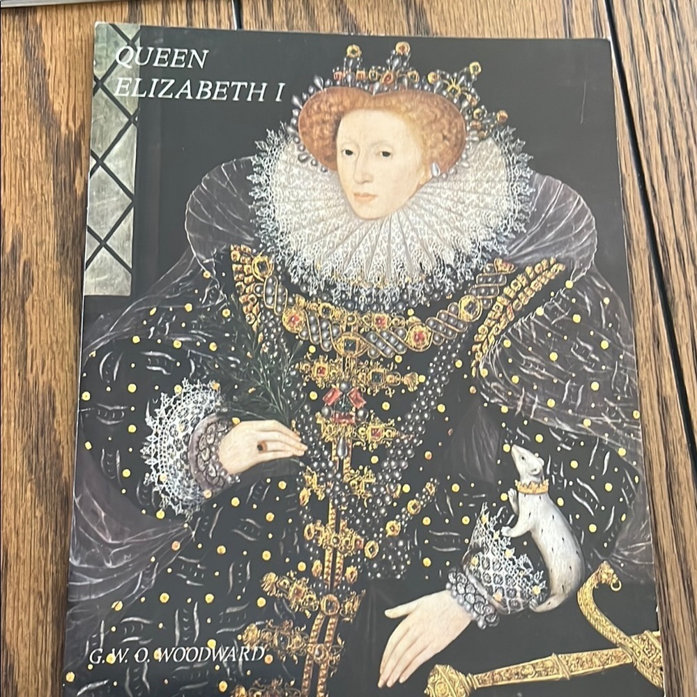 Queen Elizabeth I Book by G.W.O. Woodward